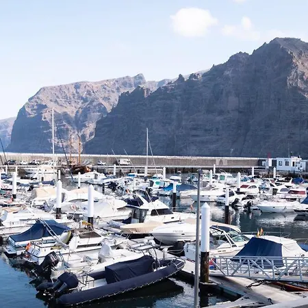 Apartment Los Gigantes, Front Line, Cute 2 Bedrooms Free Wifi